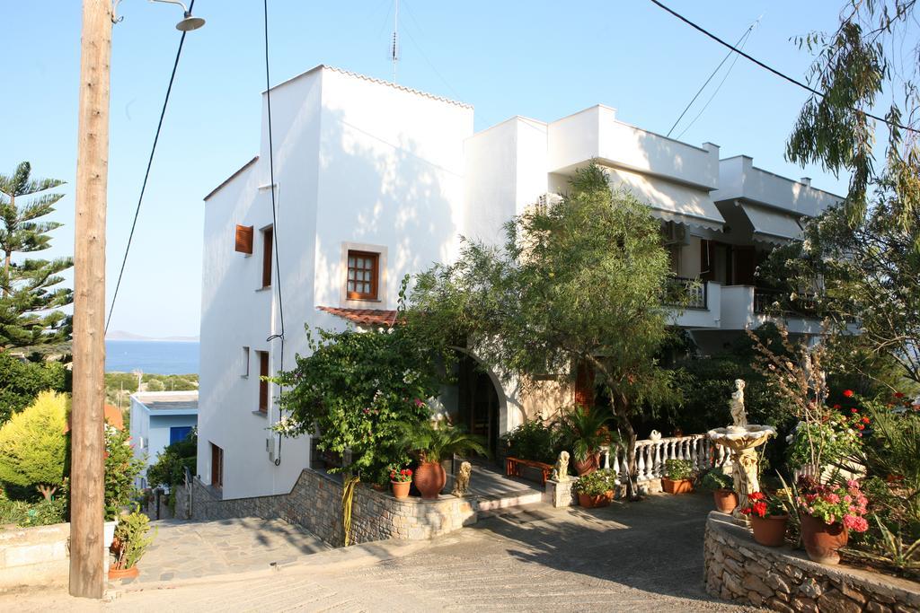 Gorgona Hotel Patitiri Pokoj fotografie